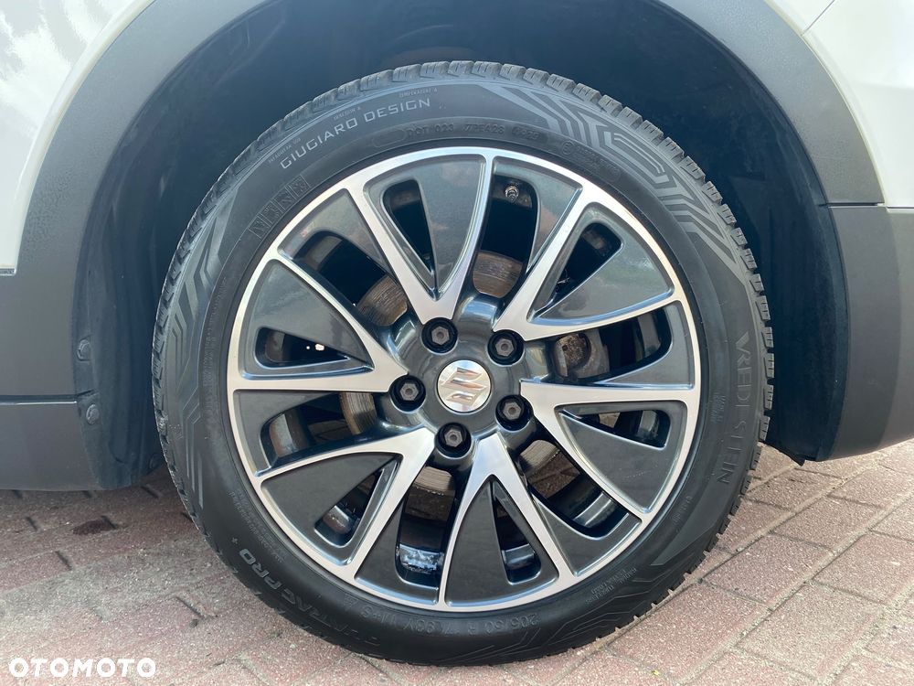 Suzuki SX4 S-Cross 1.6 Premium - 13