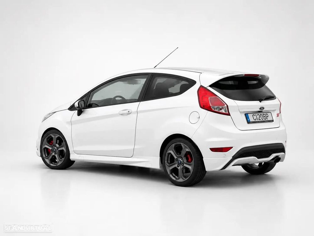 Ford Fiesta 1.6 EcoBoost c/ Pack Pele Desportiva ST - 4