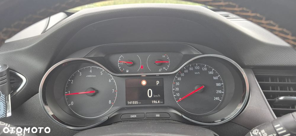 Opel Crossland X 1.2 T Design Line S&S - 14