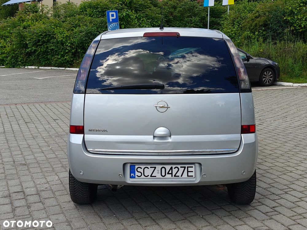 Opel Corsa 1.4 16V Edition mit TomTom GO - 12