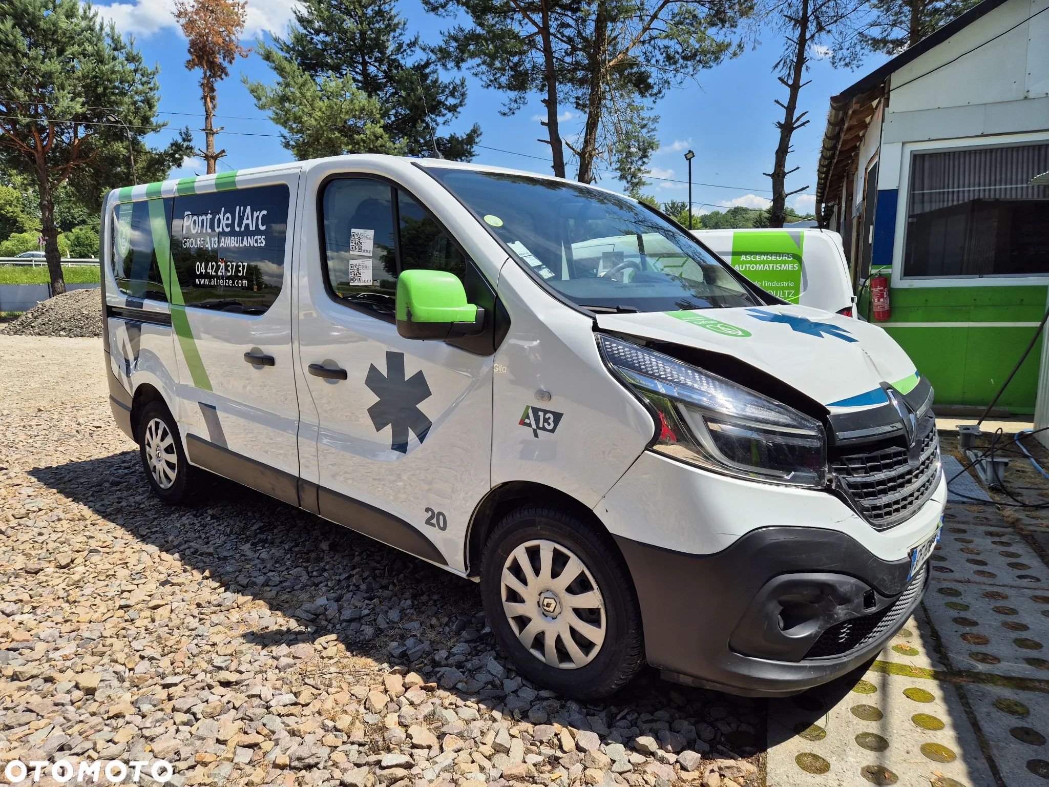 Renault TRAFIC - 1