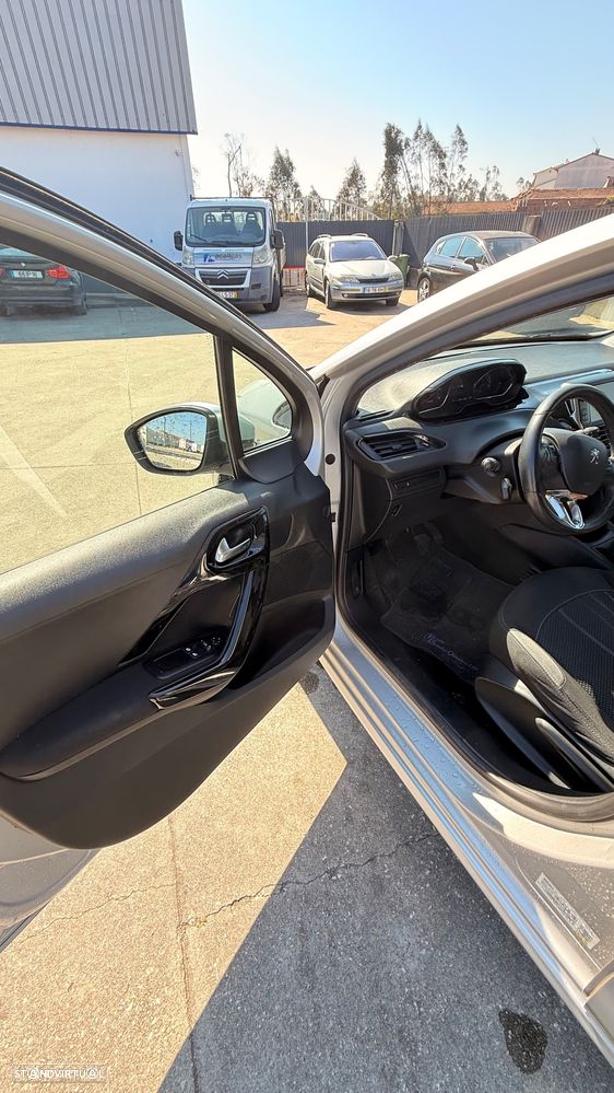 Peugeot 208 1.4 HDi Active - 13