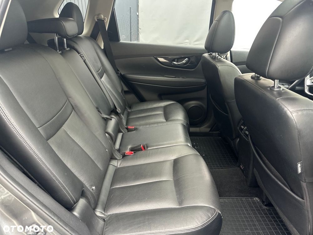 Nissan X-Trail 1.7 dCi N-Connecta 4WD Xtronic 7os - 17