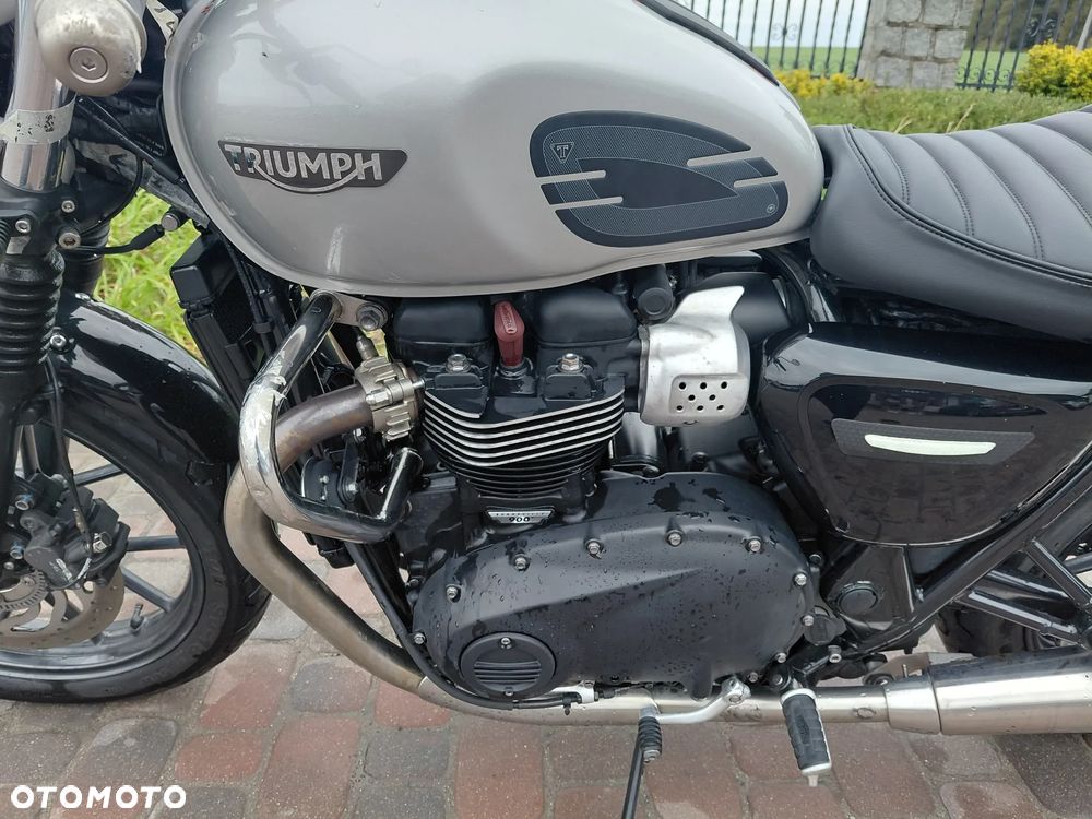 Triumph Street Twin - 19