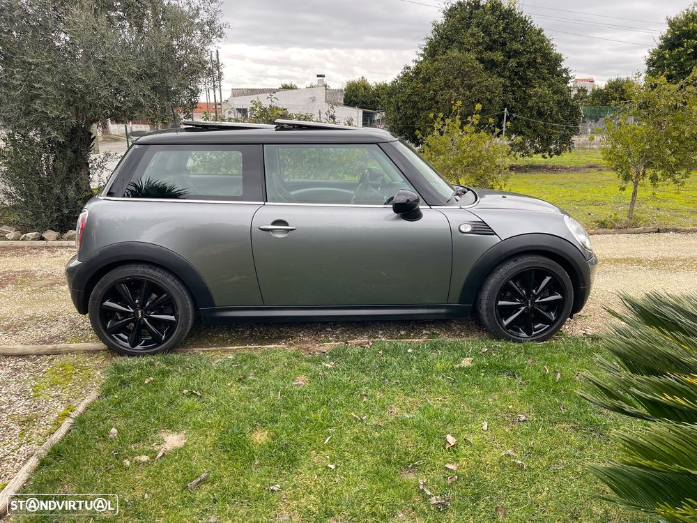 MINI 3 Portas Cooper D - 4