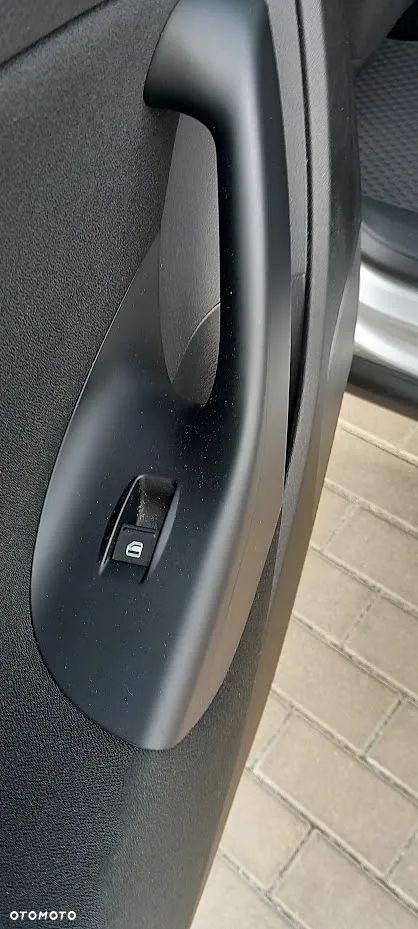 Volkswagen Passat 2.0 TDI DPF Comfortline - 16