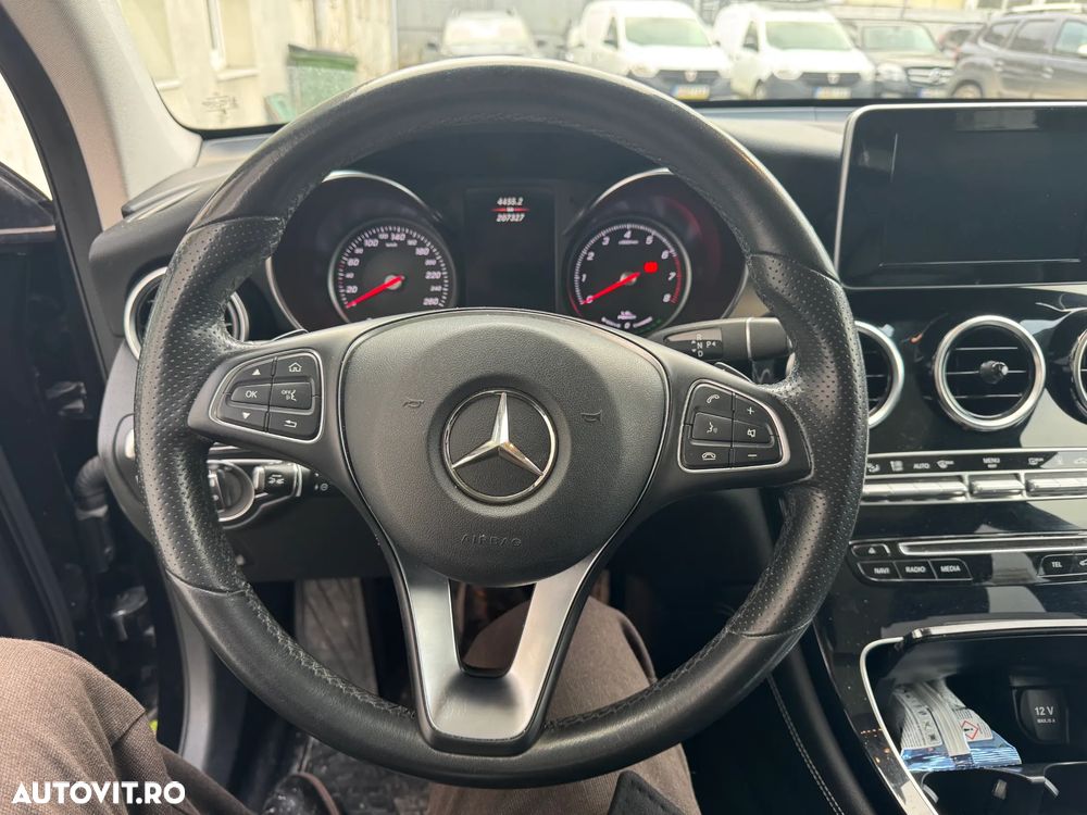 Mercedes-Benz GLC - 16