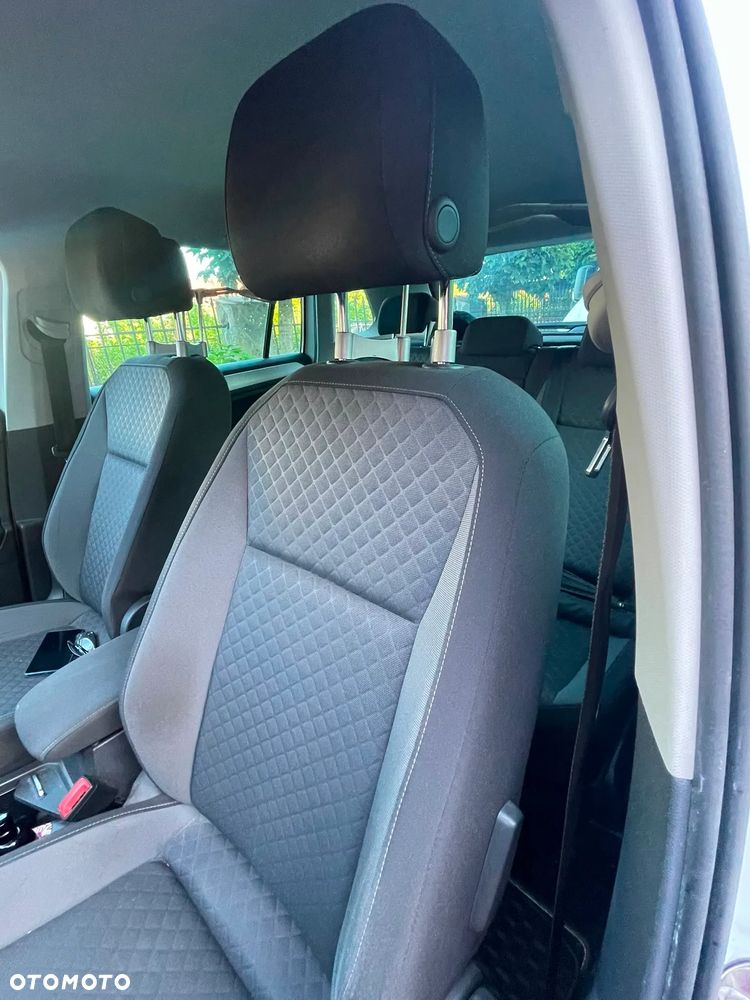 Volkswagen Tiguan - 8