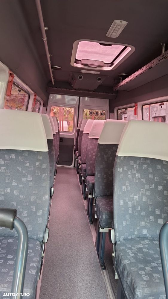 Mercedes-Benz Sprinter - 5