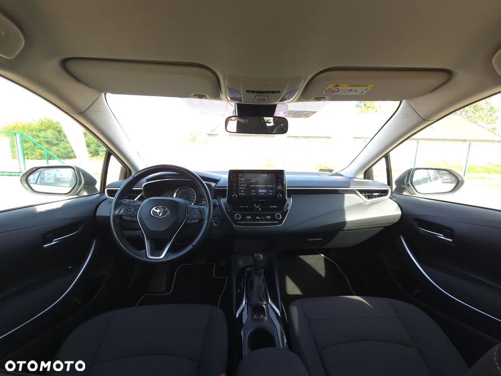 Toyota Corolla 1.8 Hybrid Comfort - 35