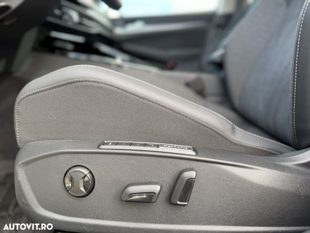 Volkswagen Golf 1.5 TSI eHybrid DSG PHEV Style - 29