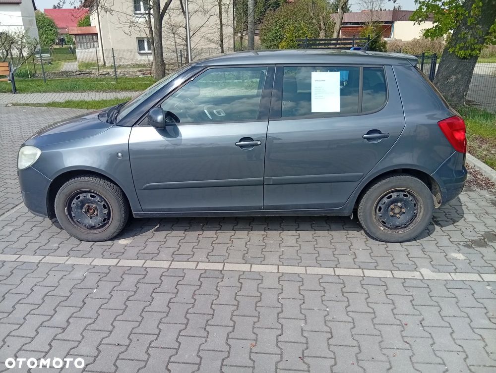 Skoda Fabia 1.4 16V Ambiente - 8
