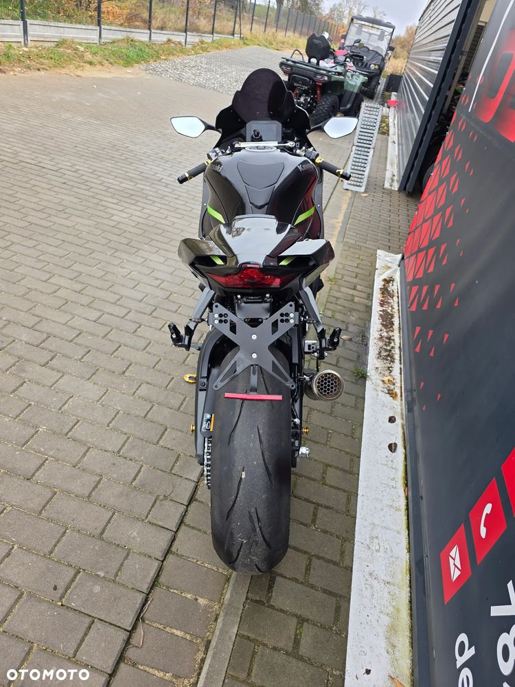 Kawasaki Ninja - 17