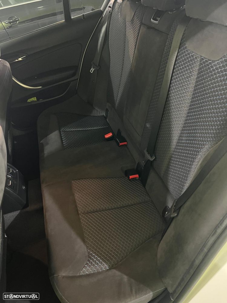 BMW 118 d Pack M - 16