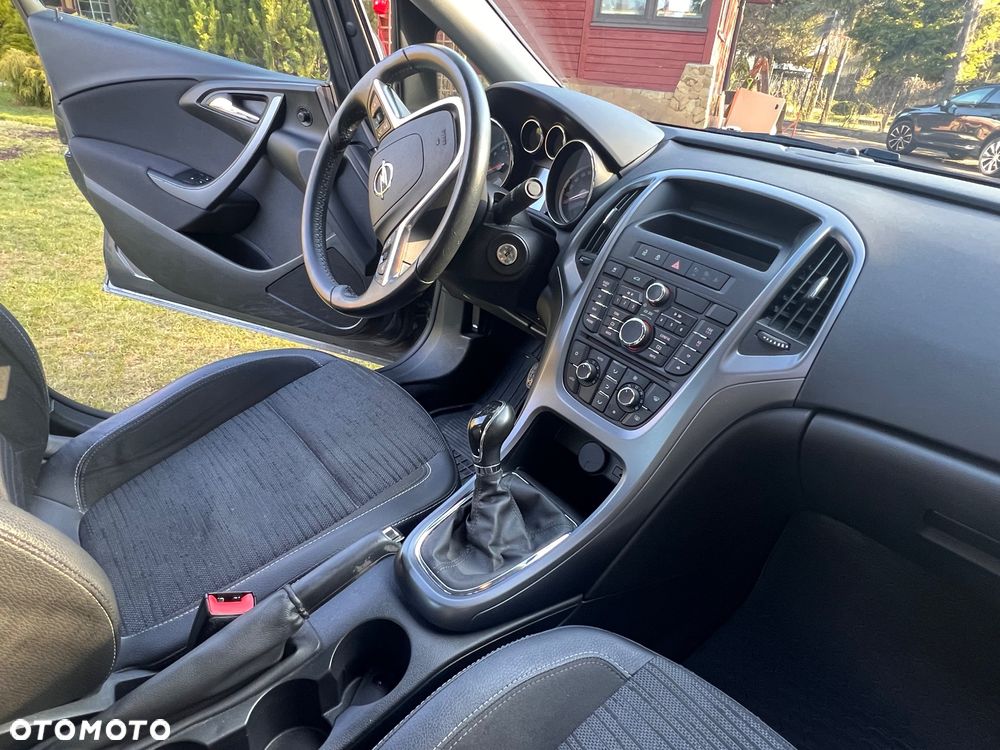 Opel Astra 1.6 Cosmo EU6 - 9