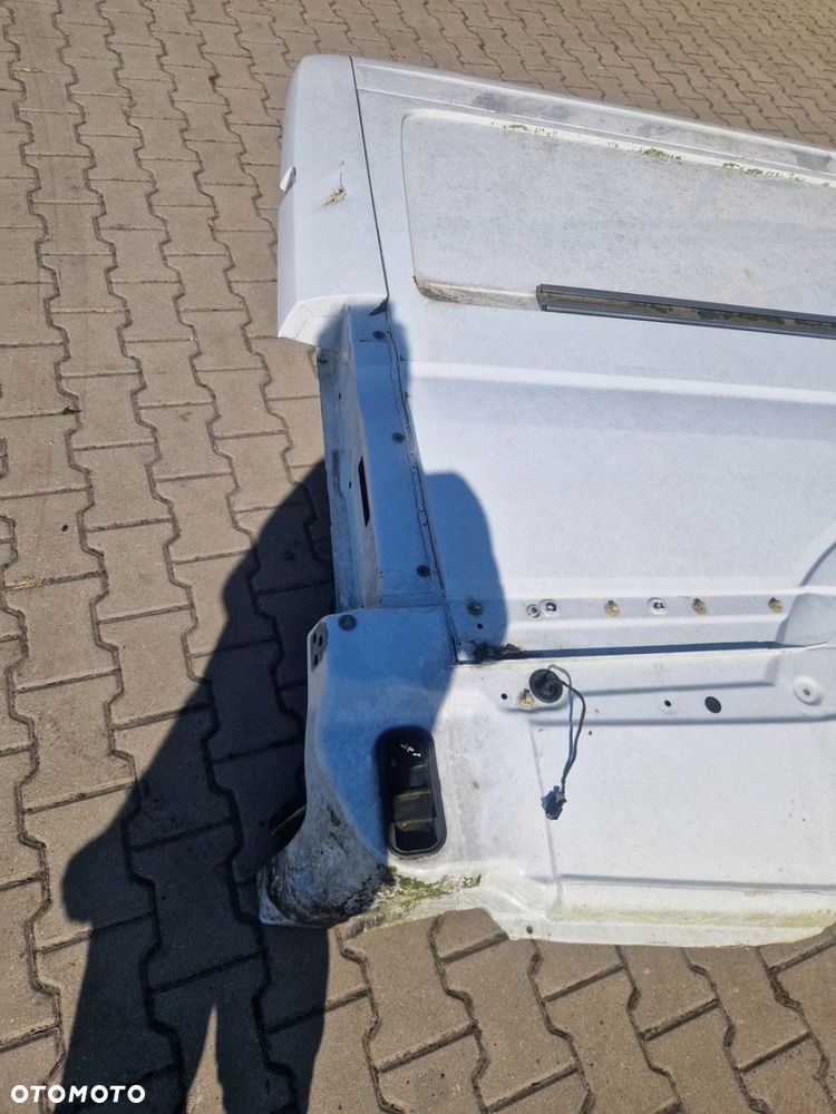 MERCEDES SPRINTER W906 PRAWY BOK BŁOTNIK - 2