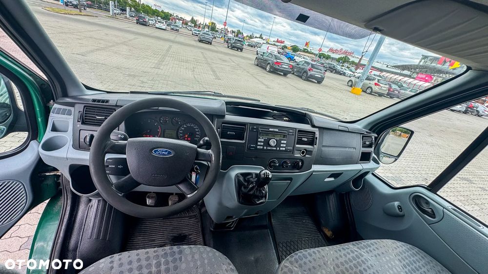 Ford Transit - 17