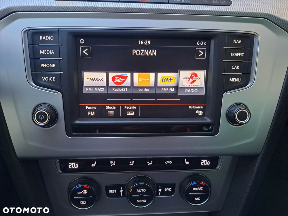 Volkswagen Passat Variant 2.0 TDI SCR Comfortline - 20