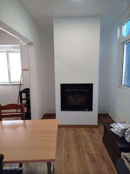 T3+1 com quintal para arrendar no centro histórico de Santarém - Grande imagem: 3/4