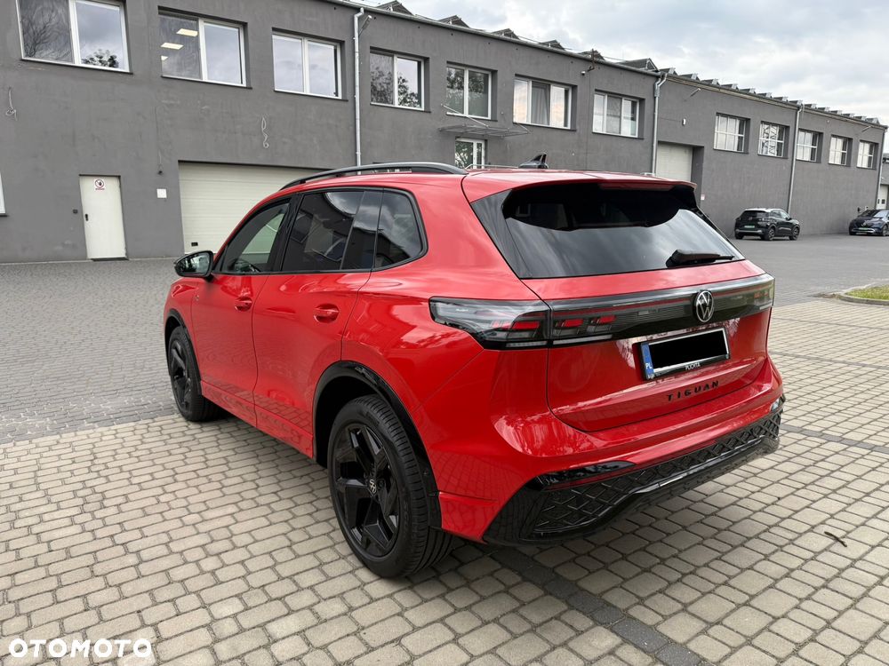 Volkswagen Tiguan 2.0 TDI 4Mot R-Line DSG - 4