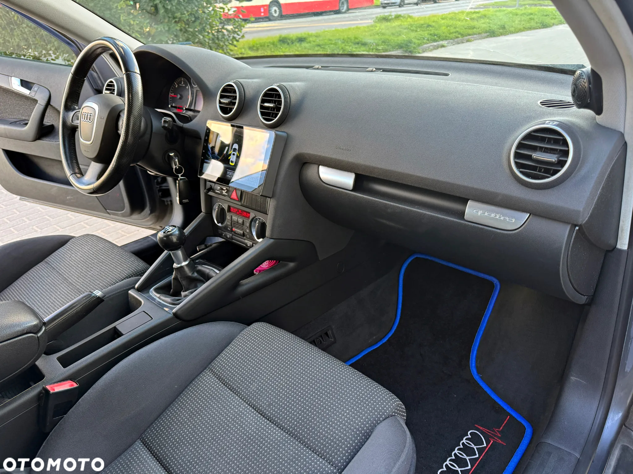 Audi A3 Sportback 2.0 TDI DPF quattro Ambiente - 18