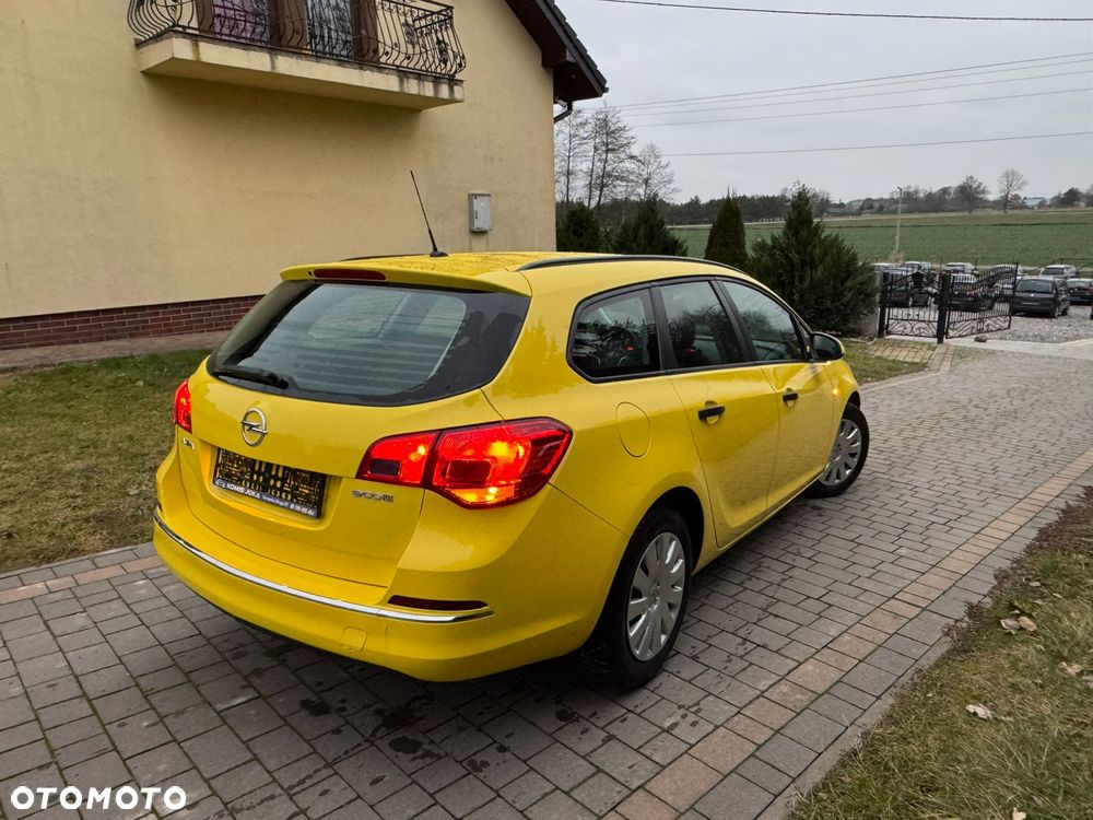 Opel Astra 1.7 CDTI DPF Style - 8