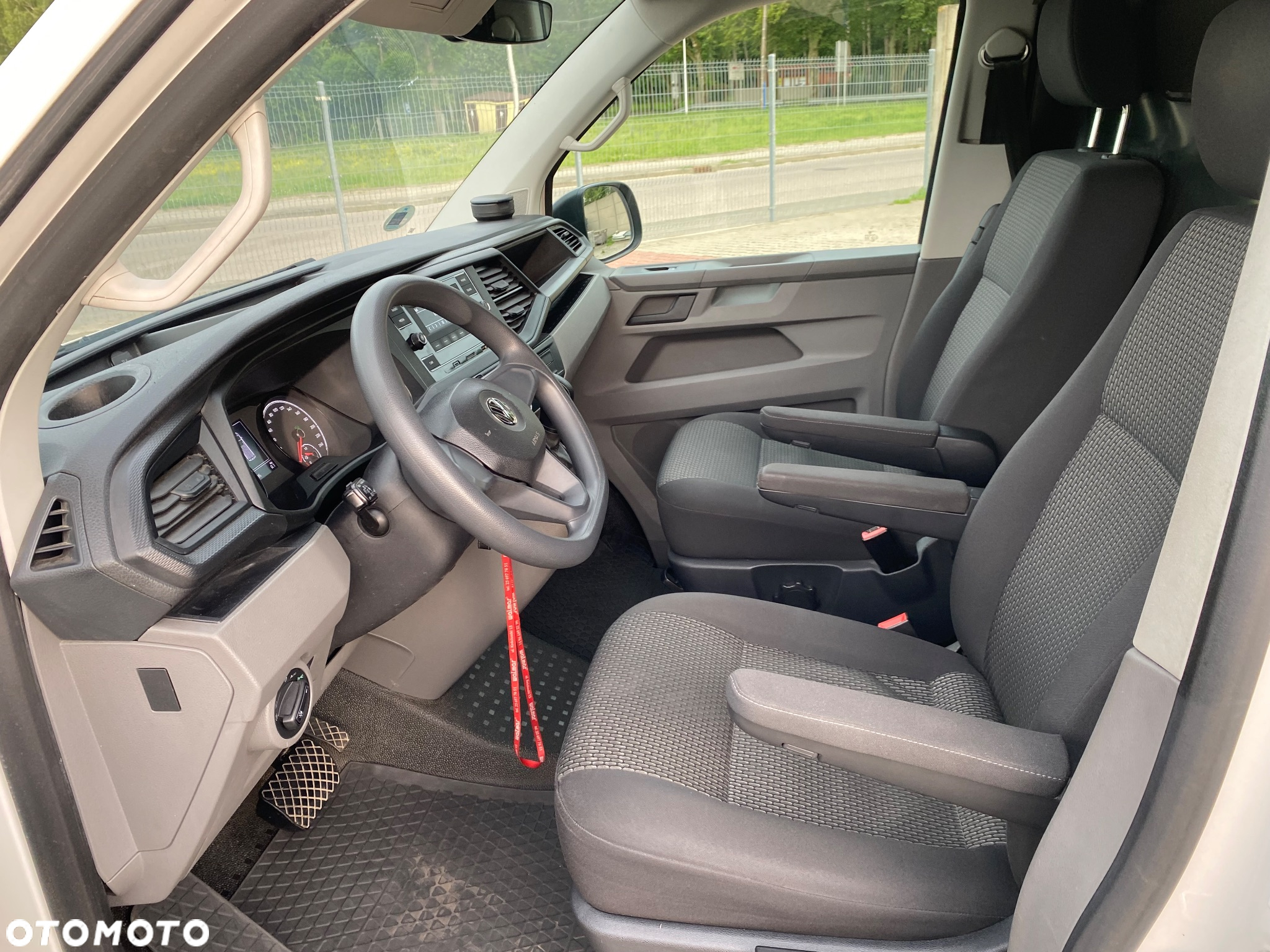 Volkswagen Transporter - 12