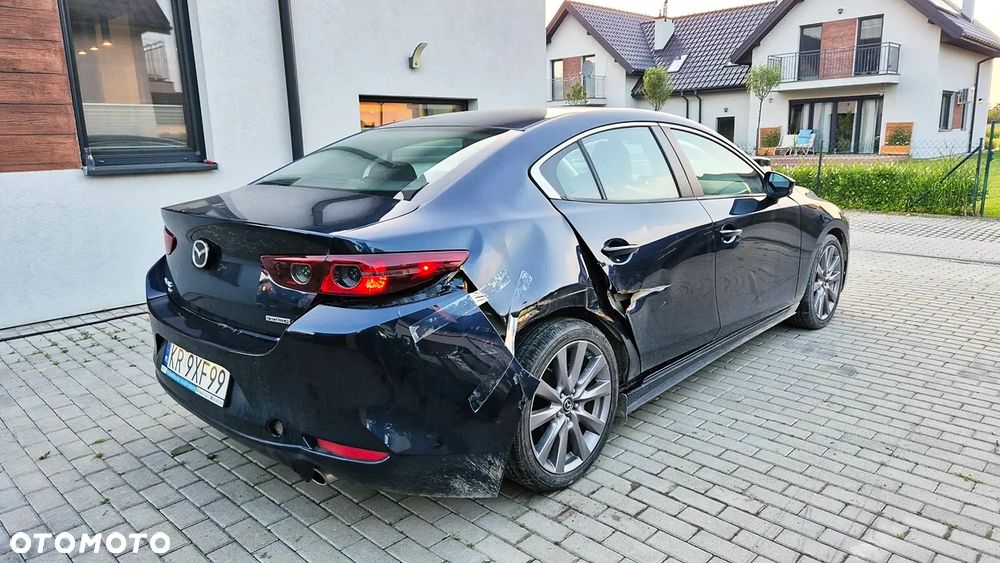 Mazda 3 - 8