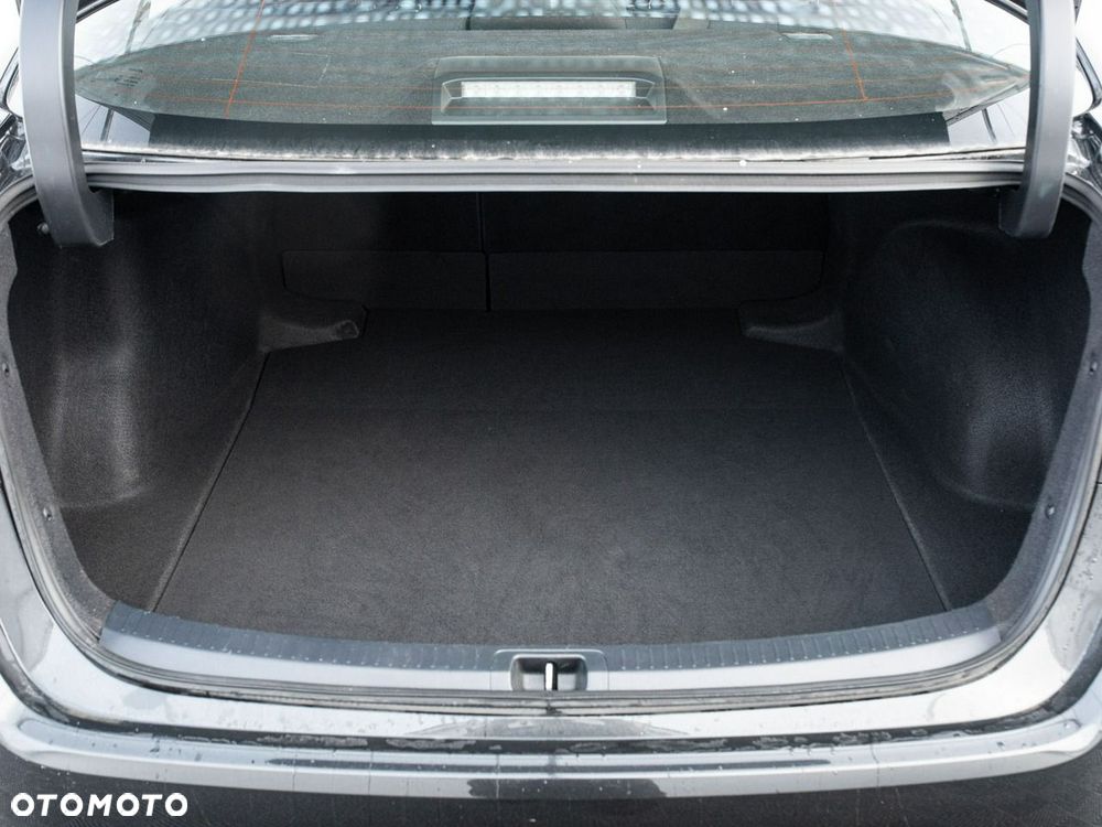 Toyota Corolla 1.5 Comfort - 25