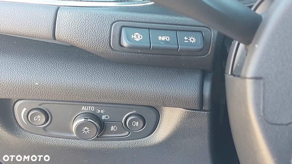 Opel Insignia 2.0 CDTI Business Elegance S&S - 13