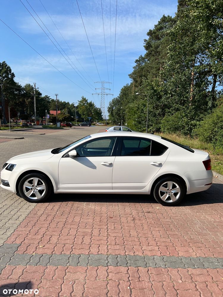 Skoda Octavia 1.6 TDI SCR Ambition - 17