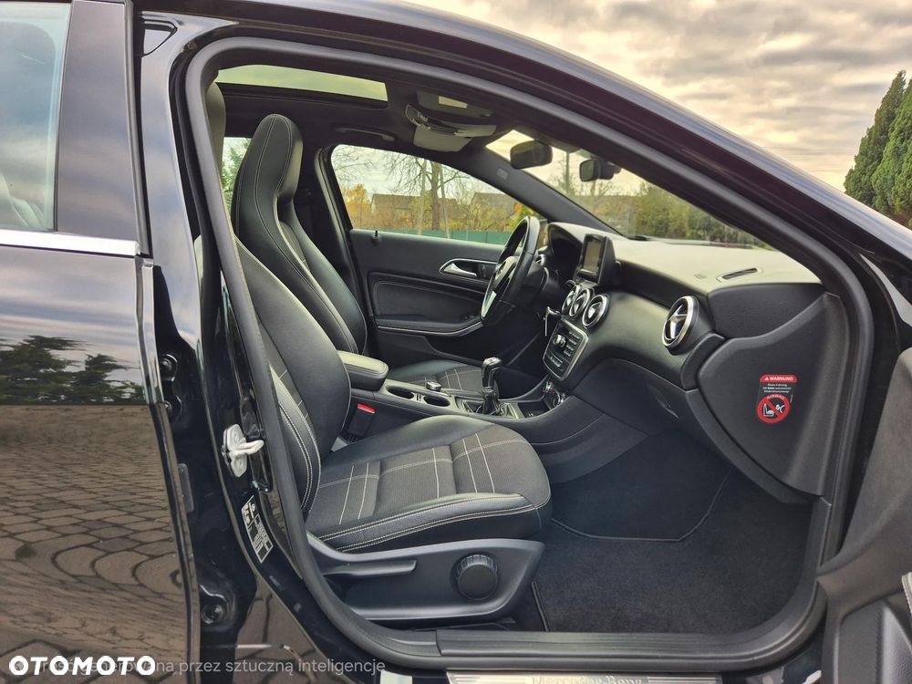 Mercedes-Benz Klasa A 200 CDI (BlueEFFICIENCY) Style - 38