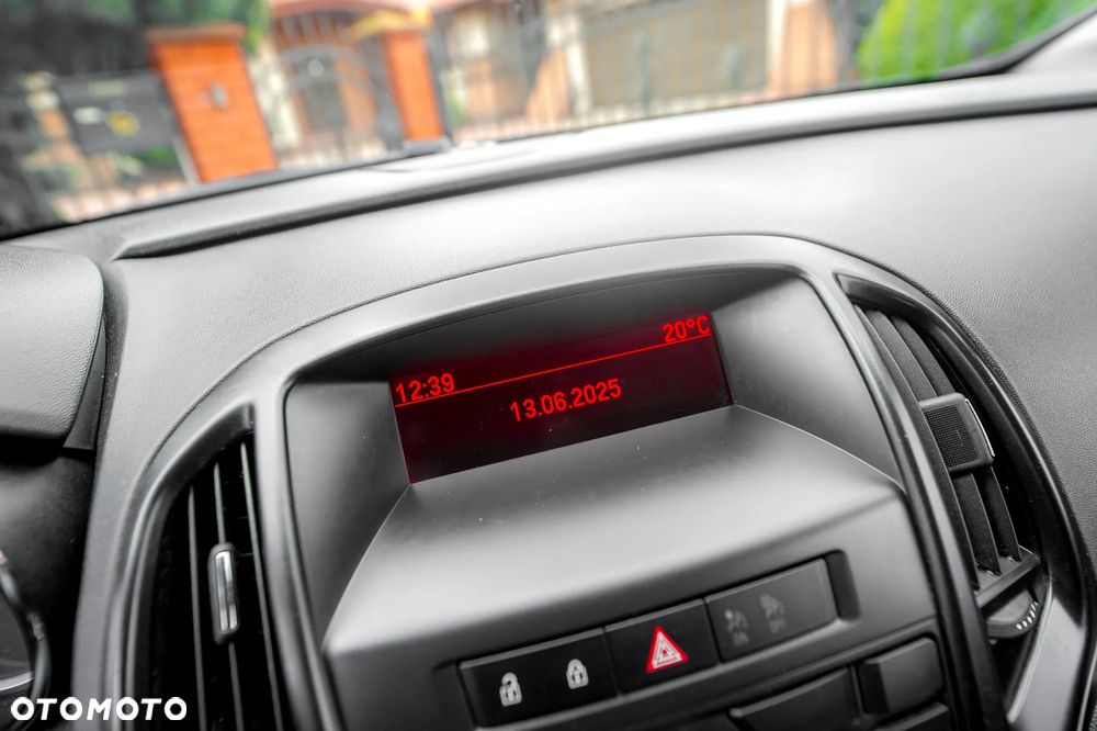 Opel Astra 1.4 Turbo Active - 25