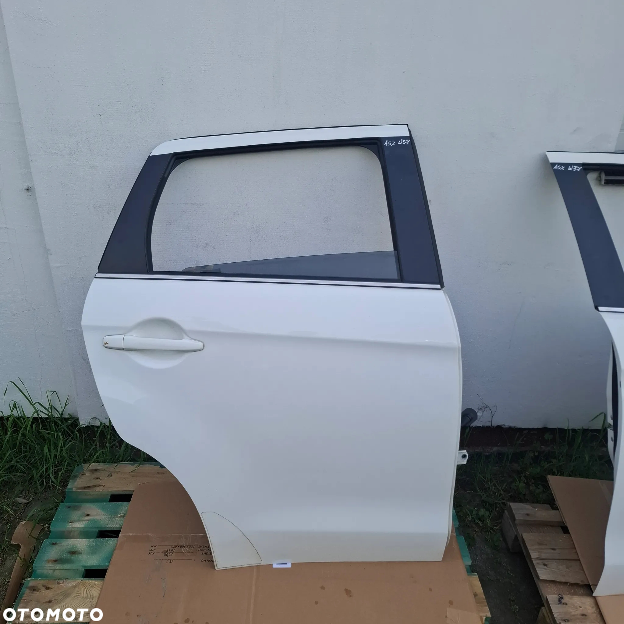 MITSUBISHI ASX 10-22 DRZWI PRAWA STORNA Przód prawe tył prawe w37 białe igła w kolor - 7