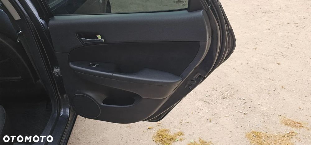 Hyundai i30 1.6 Comfort - 16