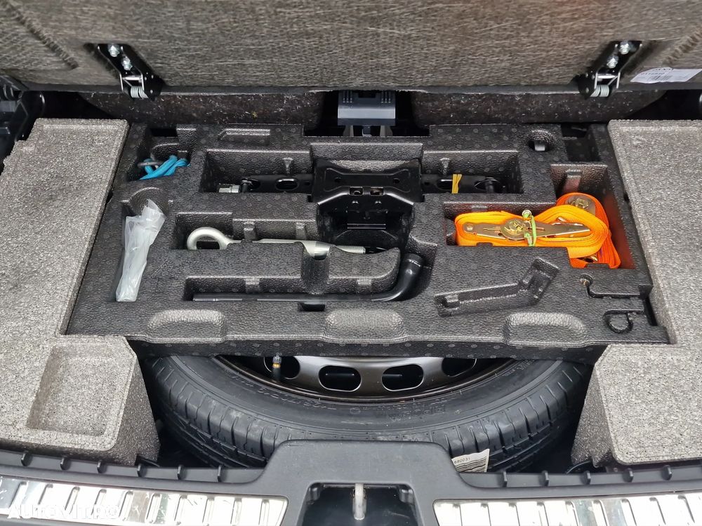 Volvo XC 90 - 19