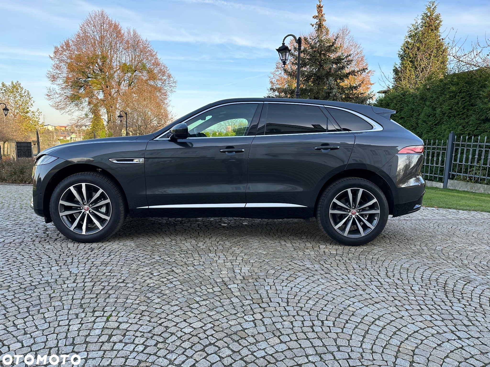 Jaguar F-Pace P250 AWD S - 6