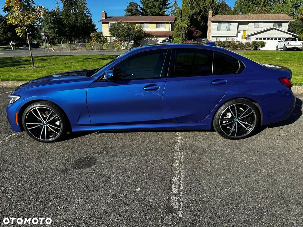 BMW Seria 3 330i M Sport - 4