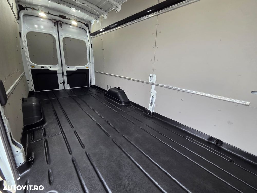 Ford New Transit L4H3 - 16