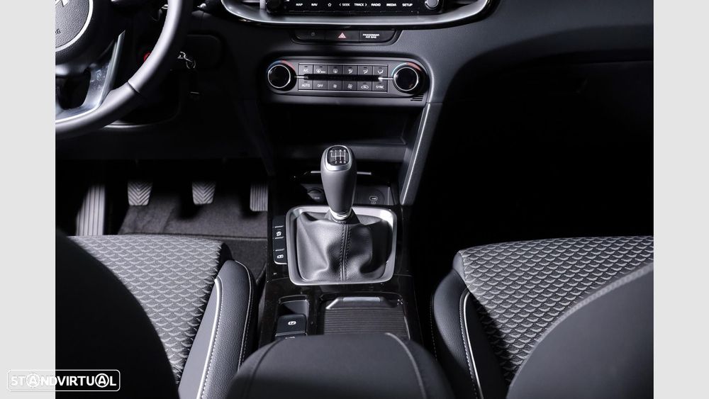 Kia XCeed 1.0 T-GDI Drive - 13