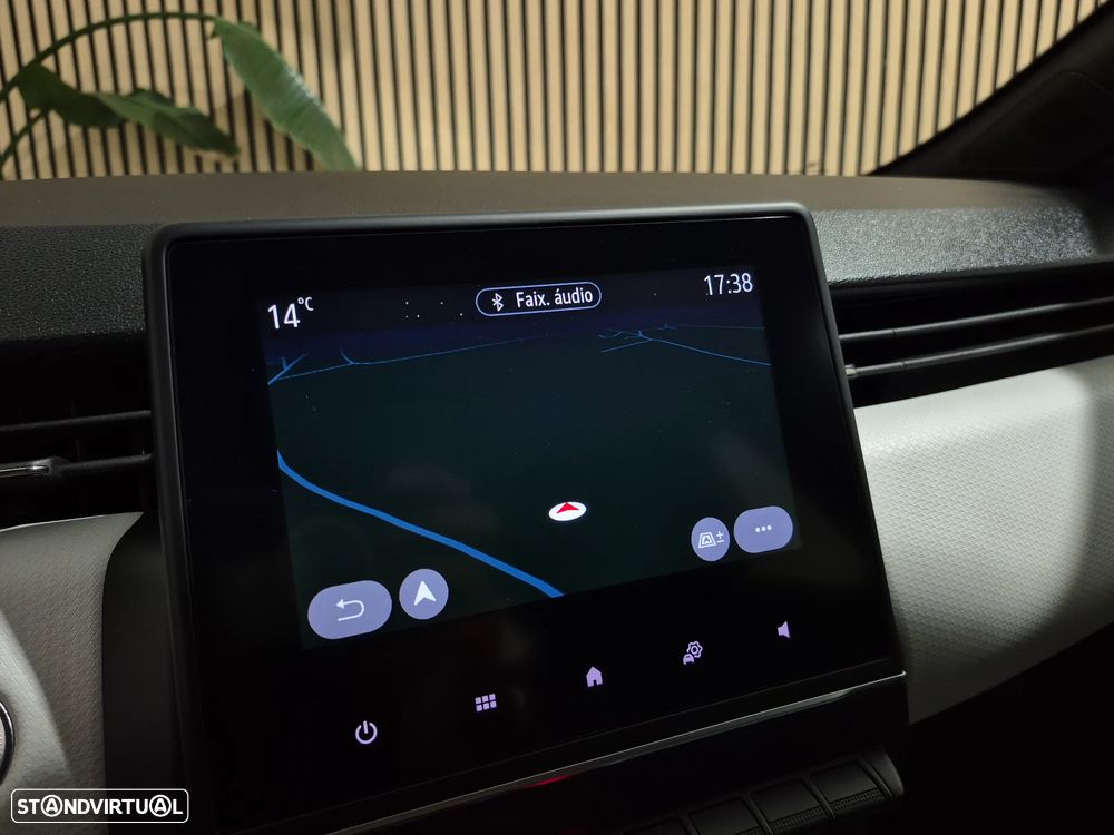 Renault Clio TCe 90 CVT EVOLUTION - 16