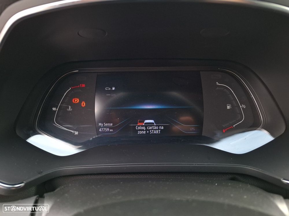 Renault Captur 1.0 TCe Techno Bi-Fuel - 14