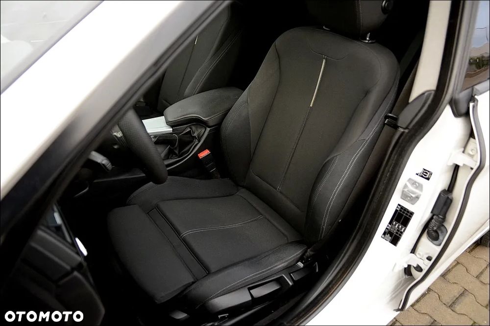 BMW 3GT 318d Luxury Line - 19