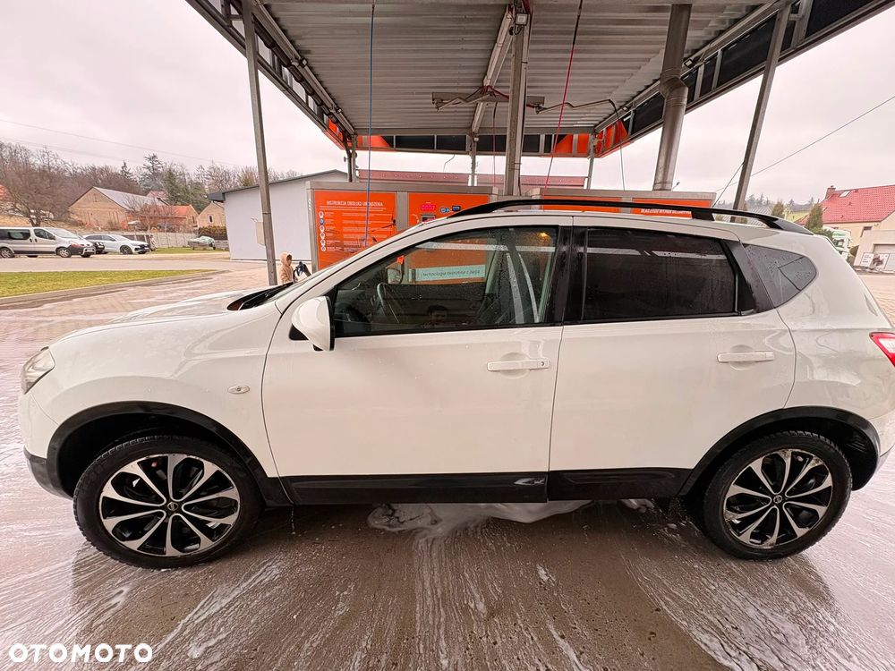 Nissan Qashqai 1.5 dCi DPF 360 - 6