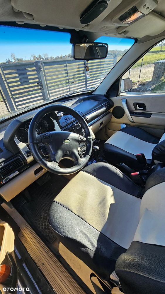 Land Rover Freelander - 12