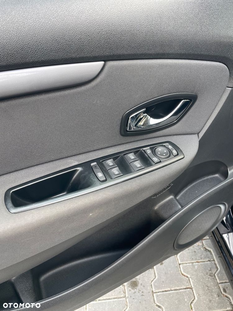 Renault Grand Scenic ENERGY TCe 115 S&S LIMITED - 17