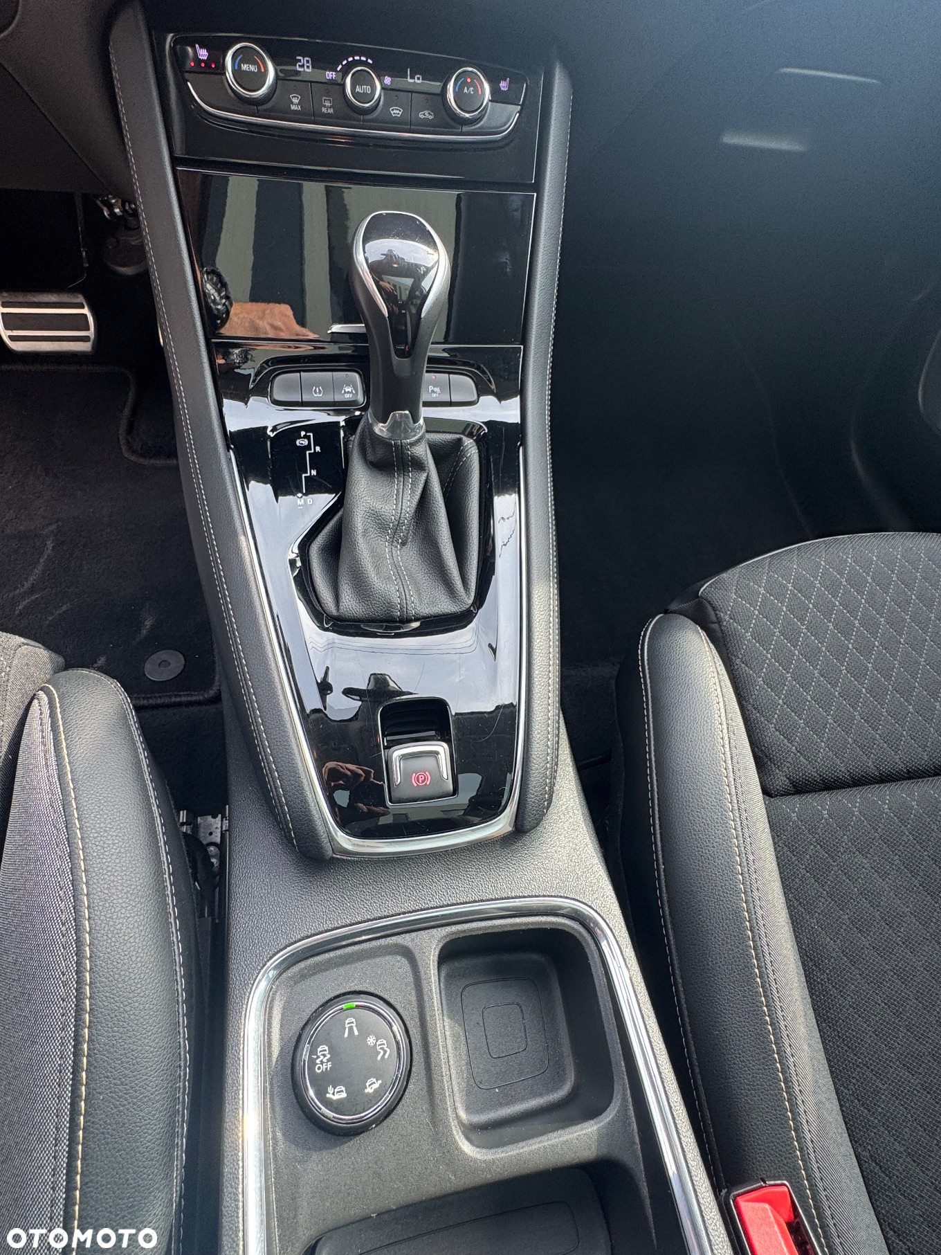 Opel Grandland X 1.5 D Start/Stop Automatik Business Elegance - 32