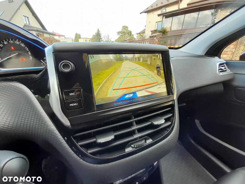 Peugeot 2008 1.5 BlueHDi Allure - 23