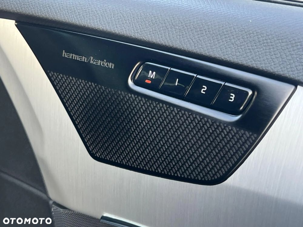 Volvo XC 90 - 26