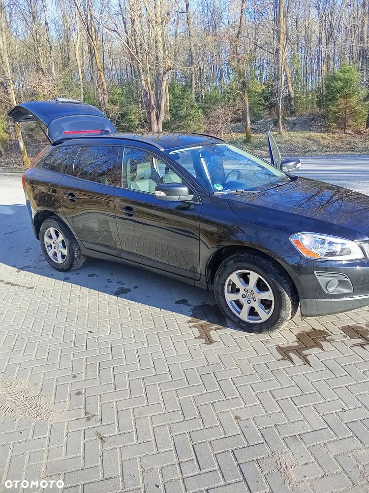 Volvo XC 60 2.4D AWD - 1